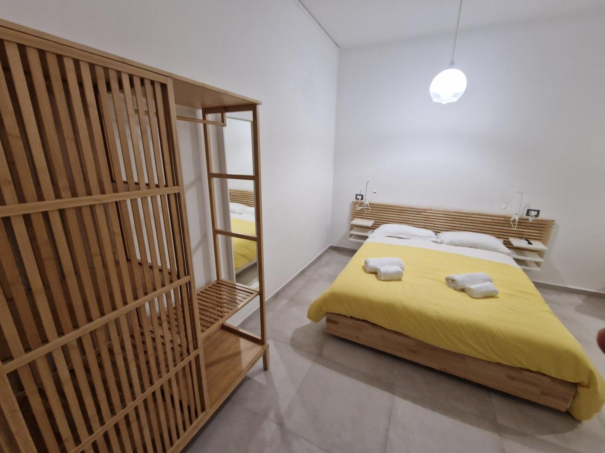 Neapolitan Skyscraper Suites ภายนอก รูปภาพ