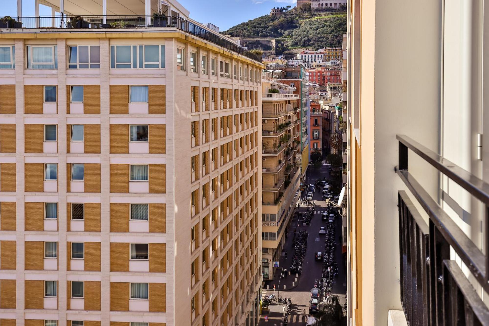Neapolitan Skyscraper Suites ภายนอก รูปภาพ